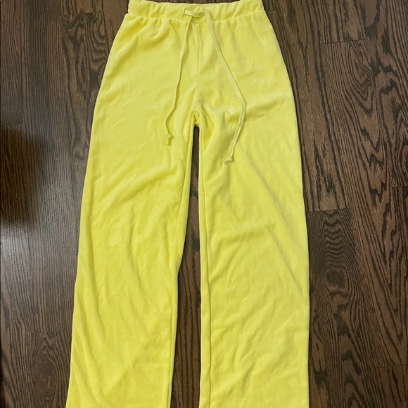 Dolls Kill Y2K Velour Yellow Tracksuit NWOT - Picture 9 of 9